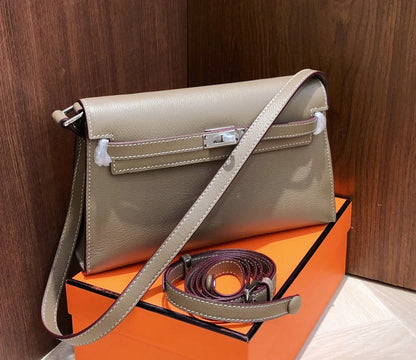 Kelly Wallet To Go Etoupe Epsom Palladium Hardware